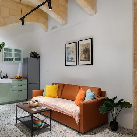 Vittoria - Charming 500-year-old House Nestled Within The Fortified Walls Of Ferienhaus