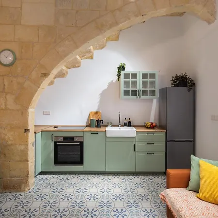 Vittoria - Charming 500-year-old House Nestled Within The Fortified Walls Of *