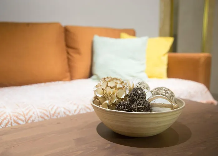 Vittoria - Charming 500-year-old House Nestled Within The Fortified Walls Of