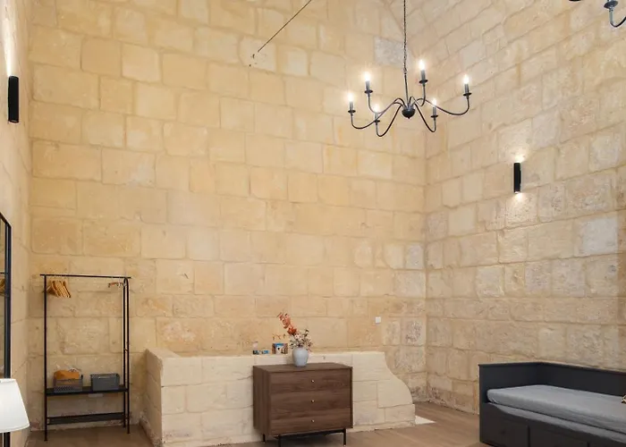 Vittoria - Charming 500-year-old House Nestled Within The Fortified Walls Of 度假居 *