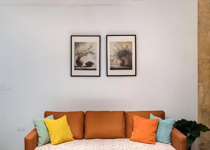 度假居 Vittoria - Charming 500-year-old House Nestled Within The Fortified Walls Of *