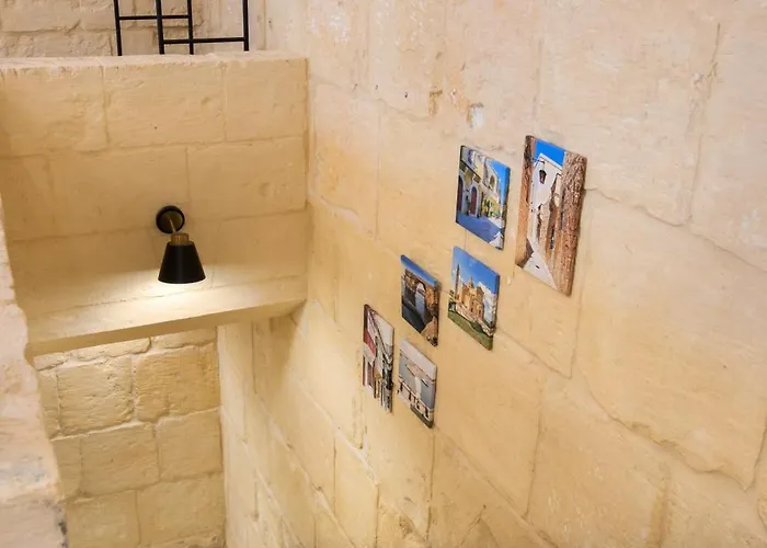 Vittoria - Charming 500-year-old House Nestled Within The Fortified Walls Of 比尔古