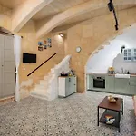 Vittoria - Charming 500-year-old House Nestled Within The Fortified Walls Of Vittoriosa