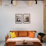 بيت للعطل Vittoria - Charming 500-year-old House Nestled Within The Fortified Walls Of *