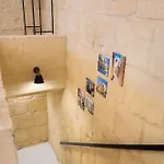 Vittoria - Charming 500-year-old House Nestled Within The Fortified Walls Of Vittoriosa