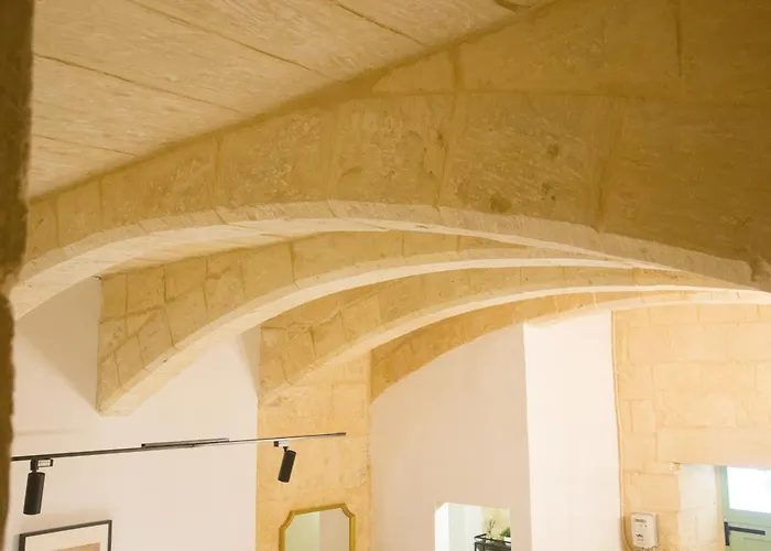 Case de vacanță Vittoria - Charming 500-year-old House Nestled Within The Fortified Walls Of Birgu