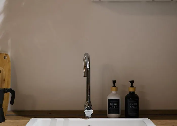 Vittoria - Charming 500-year-old House Nestled Within The Fortified Walls Of *