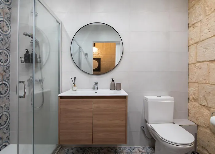 Vittoria - Charming 500-year-old House Nestled Within The Fortified Walls Of Case de vacanță *