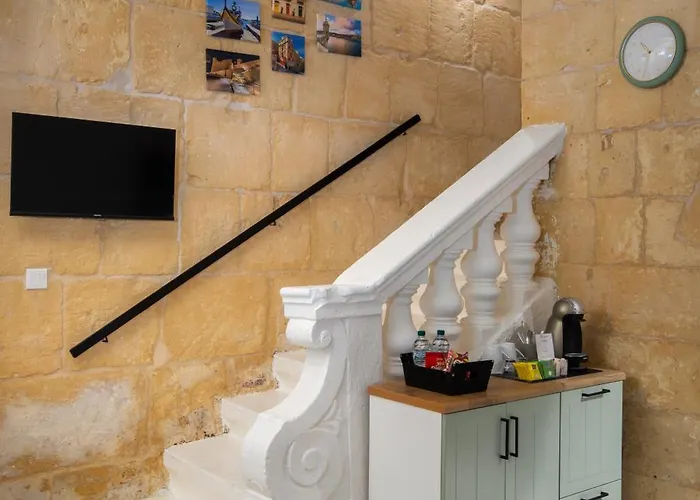 Case de vacanță Vittoria - Charming 500-year-old House Nestled Within The Fortified Walls Of Birgu